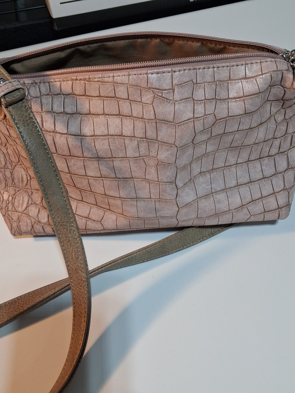 Sydney Love Mauve Croc-Embossed Vegan Leather Crossbody Bag / Shoulder Purse